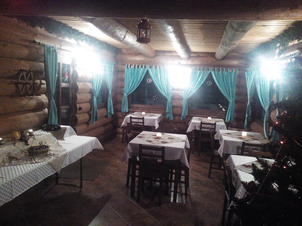 Casa Muntelui - Sambata Pensionat Sîmbăta de Sus Eksteriør billede