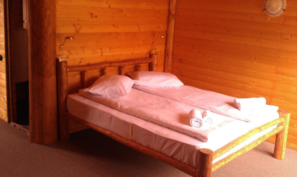 Casa Muntelui - Sambata Pensionat Sîmbăta de Sus Værelse billede