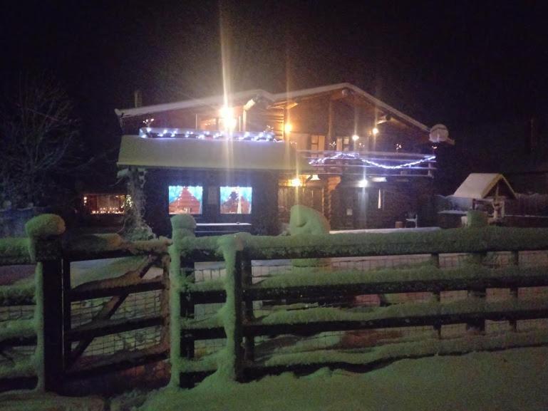 Casa Muntelui - Sambata Pensionat Sîmbăta de Sus Eksteriør billede