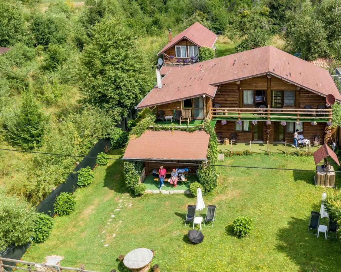 Casa Muntelui - Sambata Pensionat Sîmbăta de Sus Eksteriør billede
